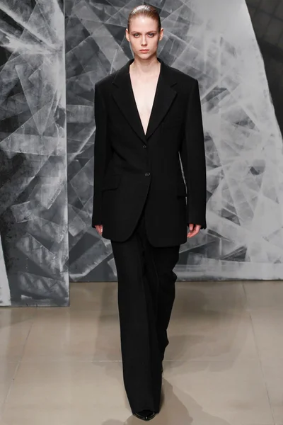 Look 2